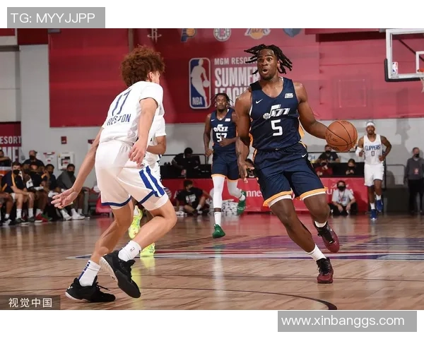 2018年夏季联赛火箭队与快船队精彩对决回顾与分析