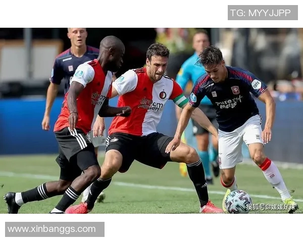 瓦尔韦与兹沃勒激战正酣谁能在这场较量中笑到最后